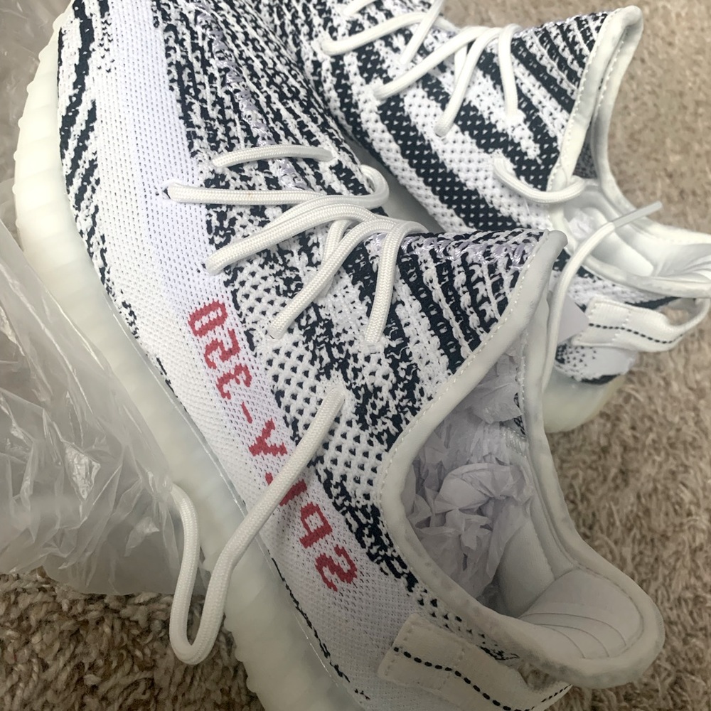 Yeezy Boost 350 V2 Zebra 9.5 Men